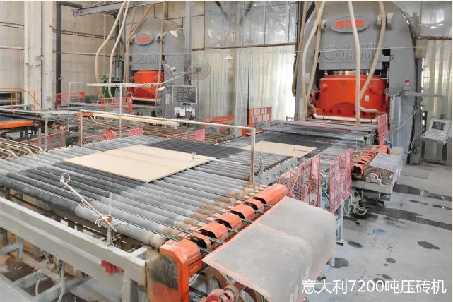 hjc888黄金城--手机版app官网