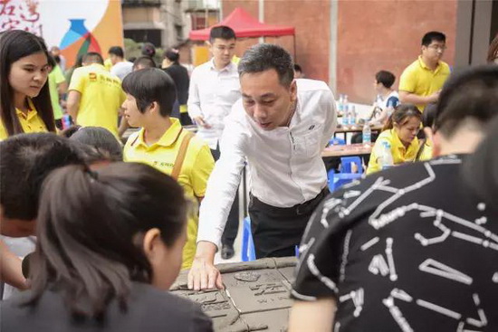 hjc888黄金城--手机版app官网