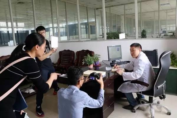 hjc888黄金城--手机版app官网