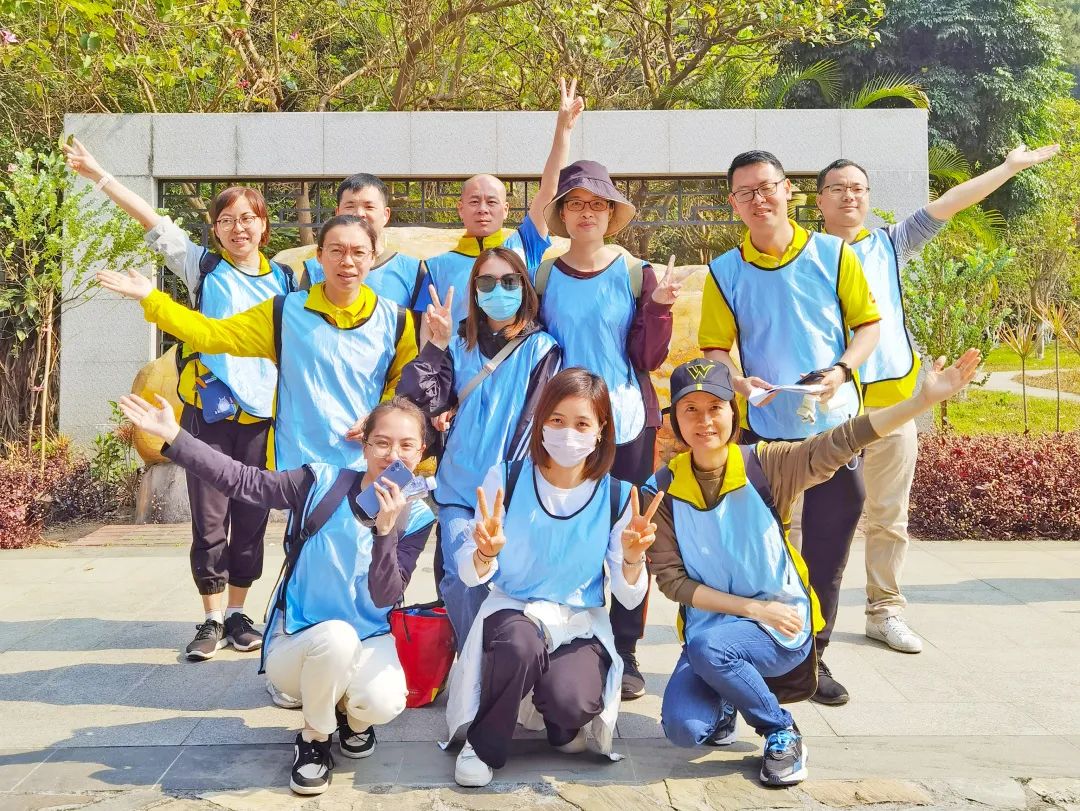 hjc888黄金城.地砖蓝色团队合影